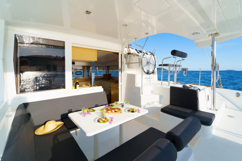 Catamaran 