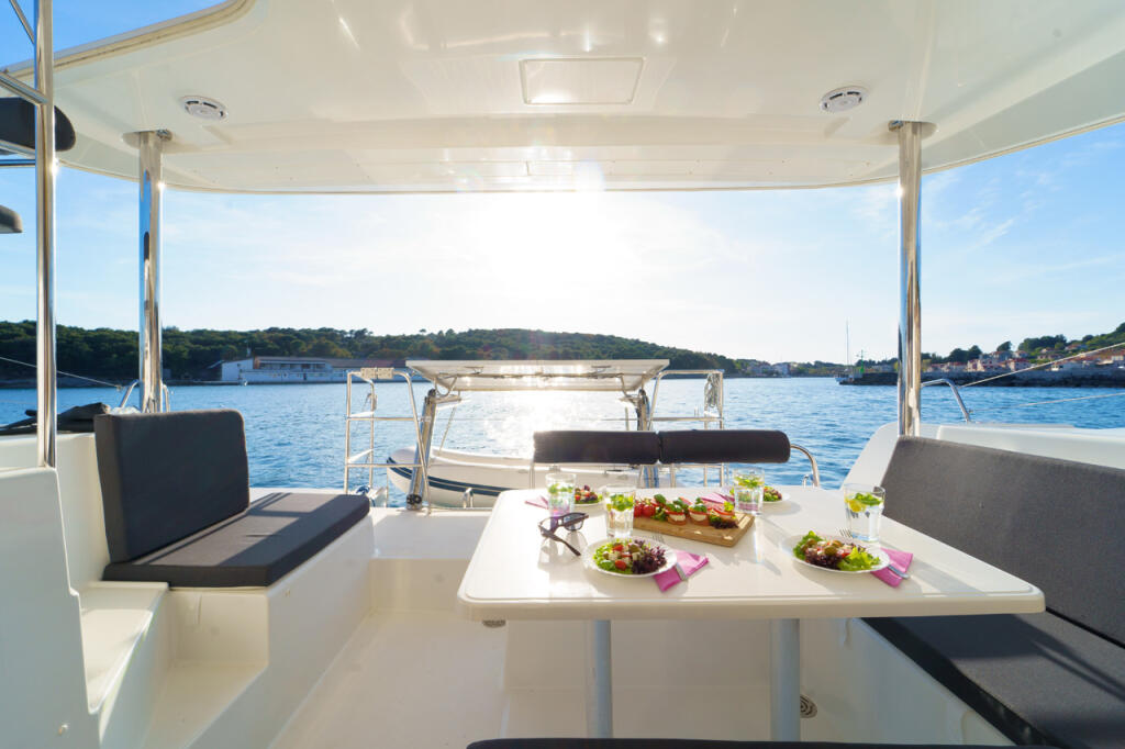Catamaran 