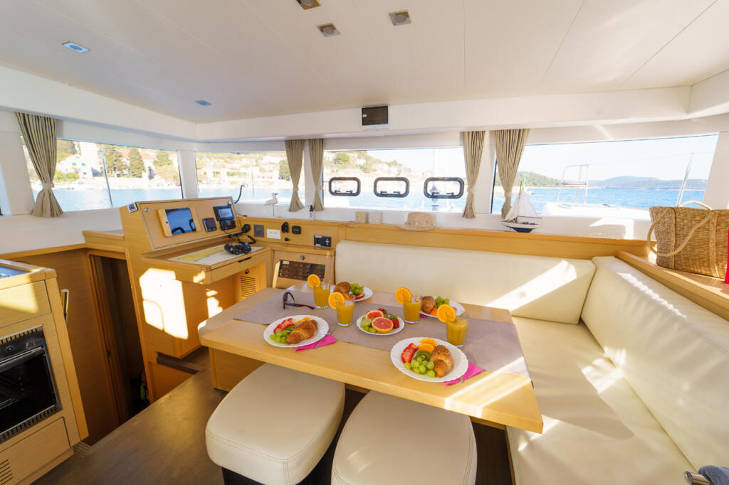 Catamaran 