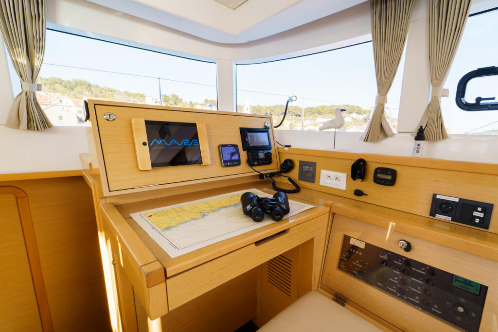 Catamaran 