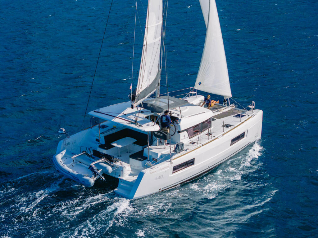 Catamaran 