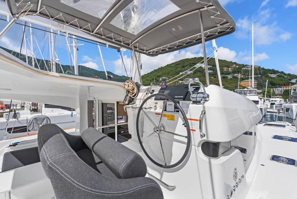 Catamaran 