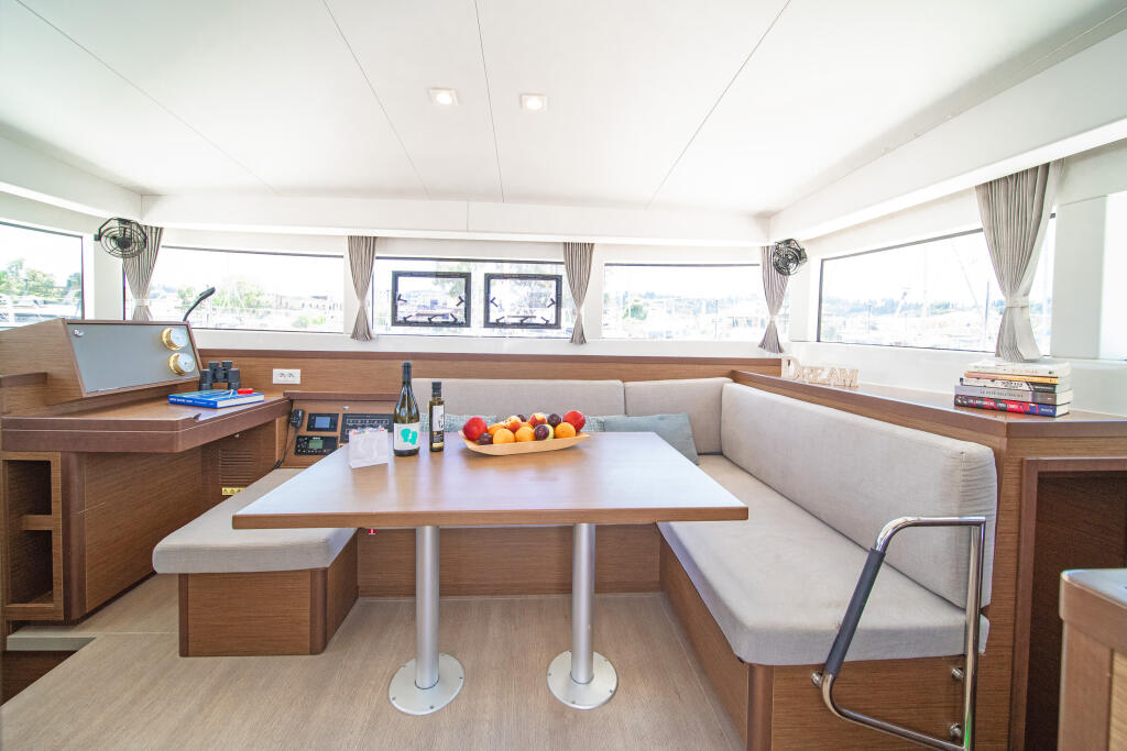 Catamaran 