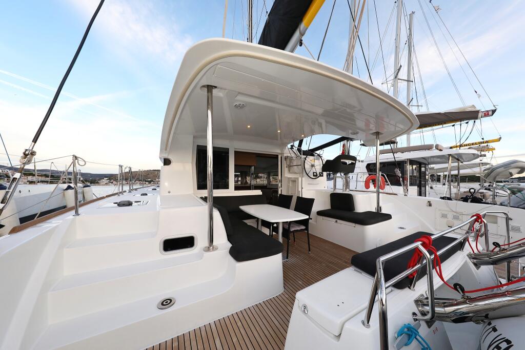 Catamaran 