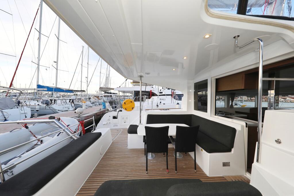 Catamaran 