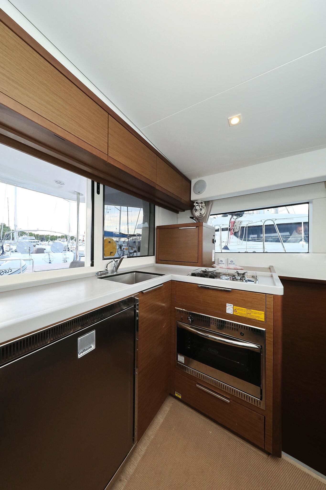 Catamaran 