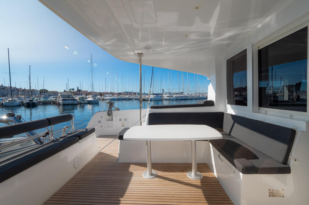Catamaran 