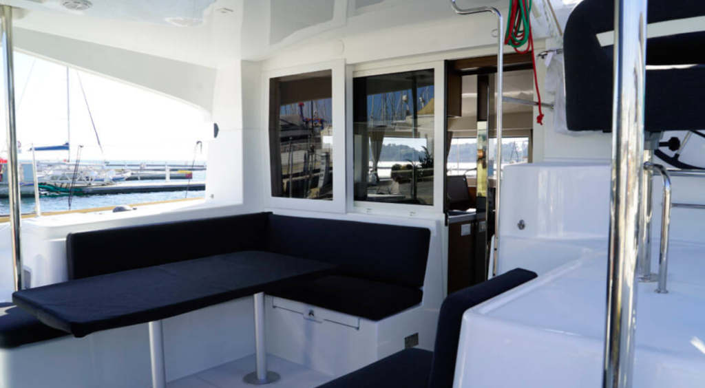 Catamaran 