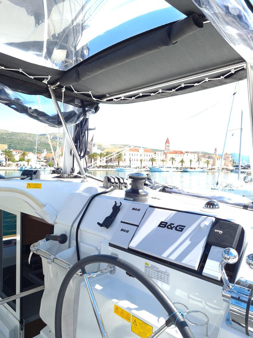 Catamaran 
