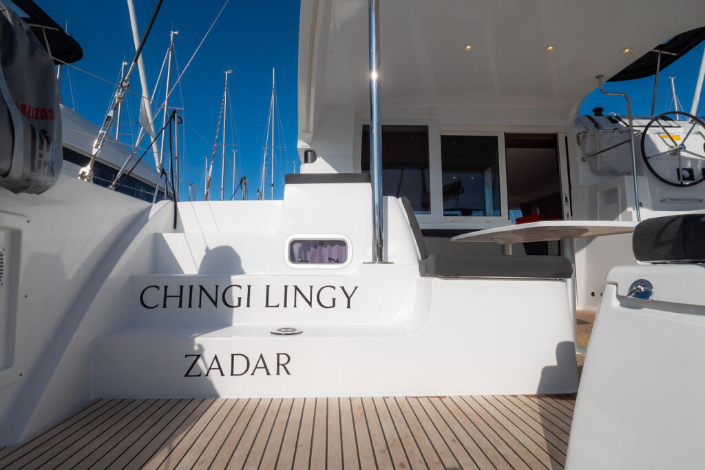 Catamaran 