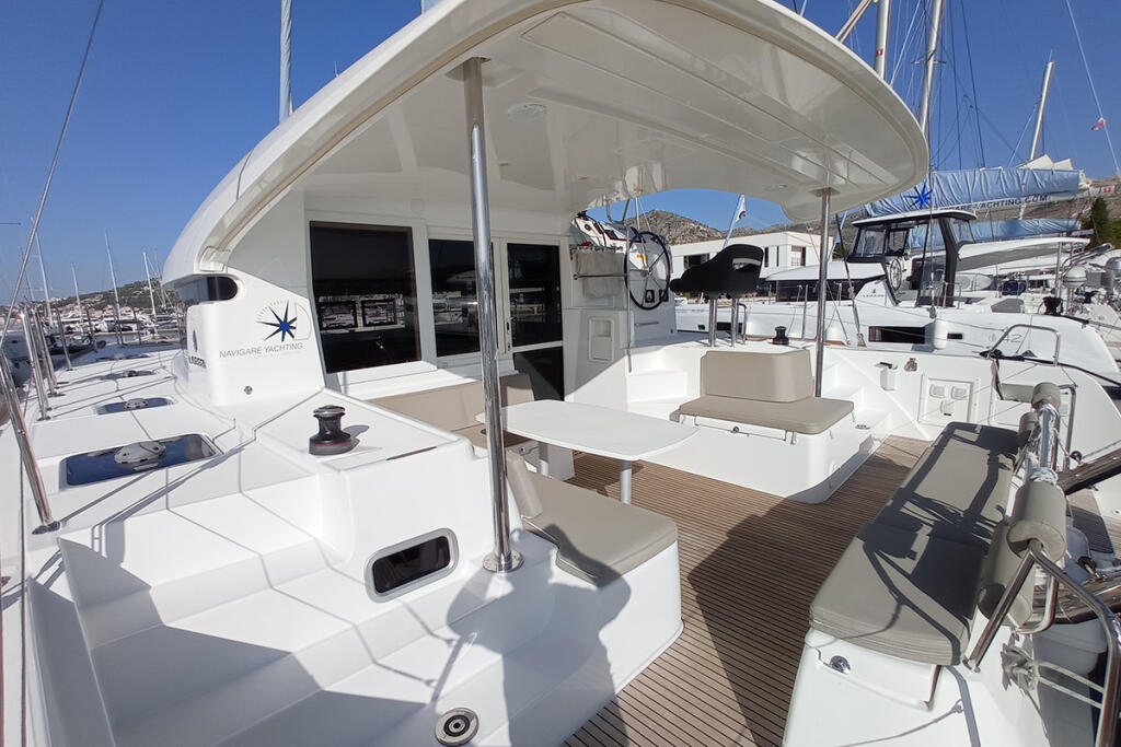 Catamaran 