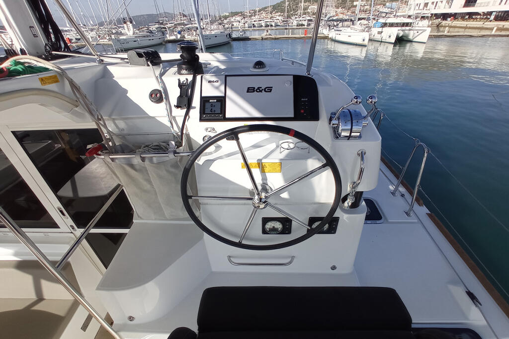 Catamaran 