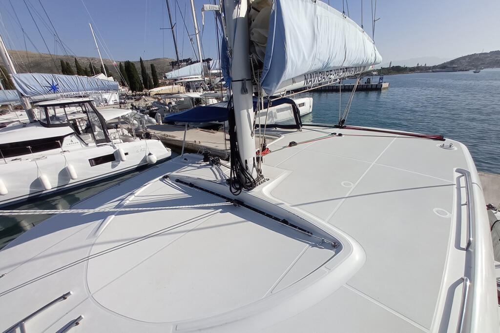 Catamaran 