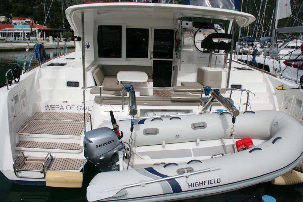 Catamaran 