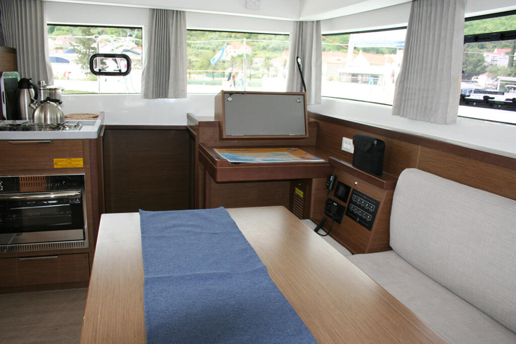 Catamaran 