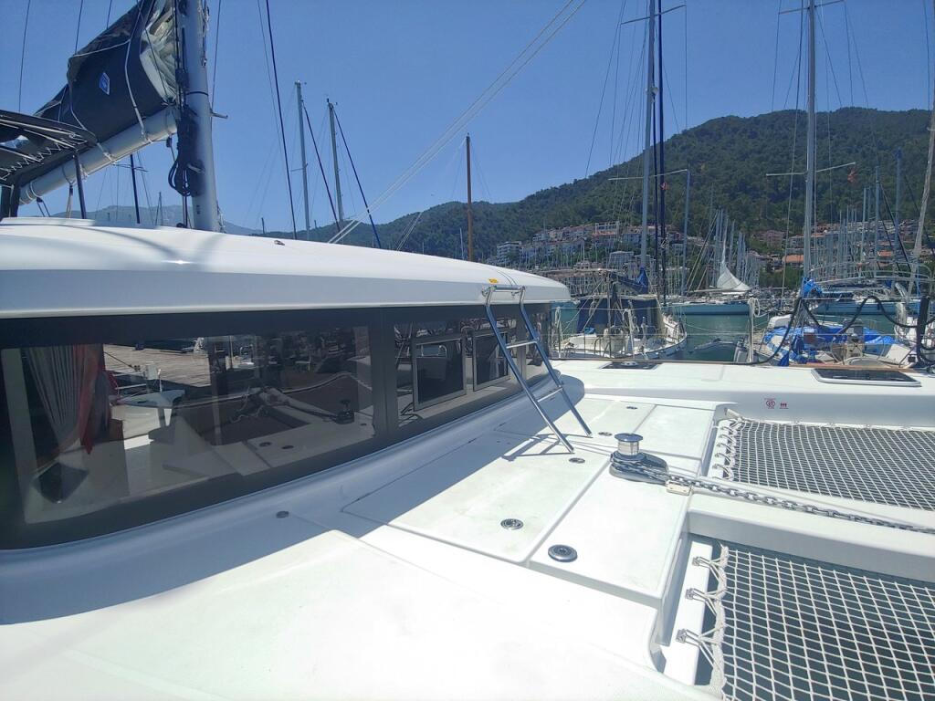 Catamaran 