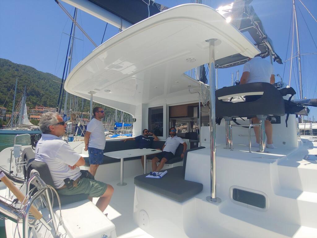 Catamaran 