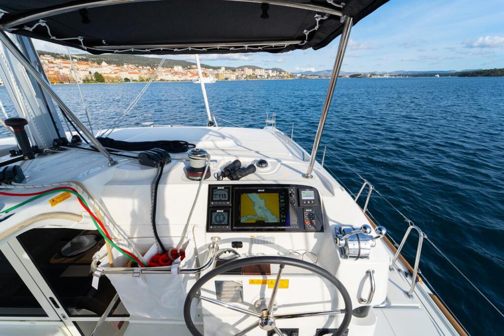Catamaran 