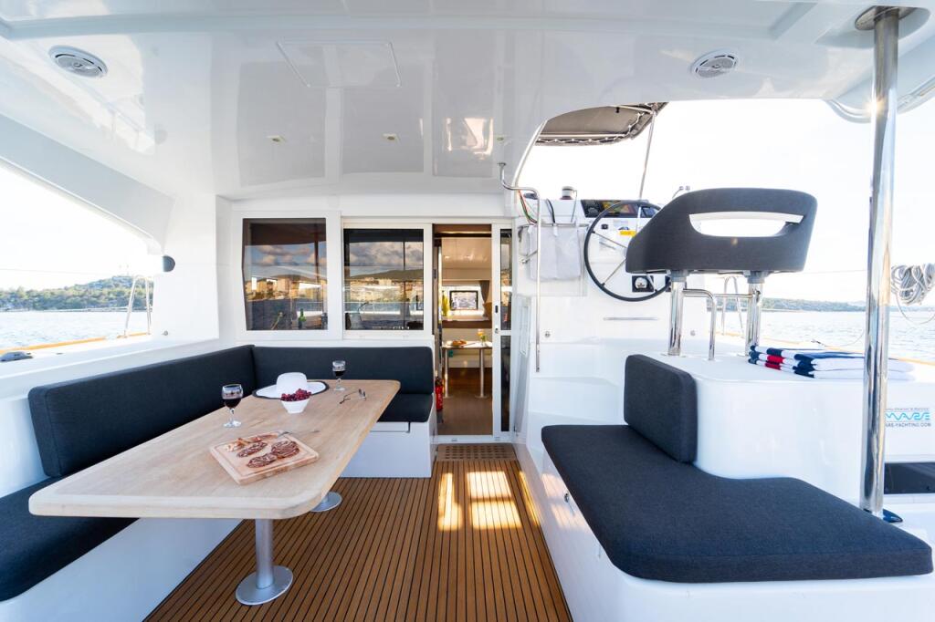 Catamaran 