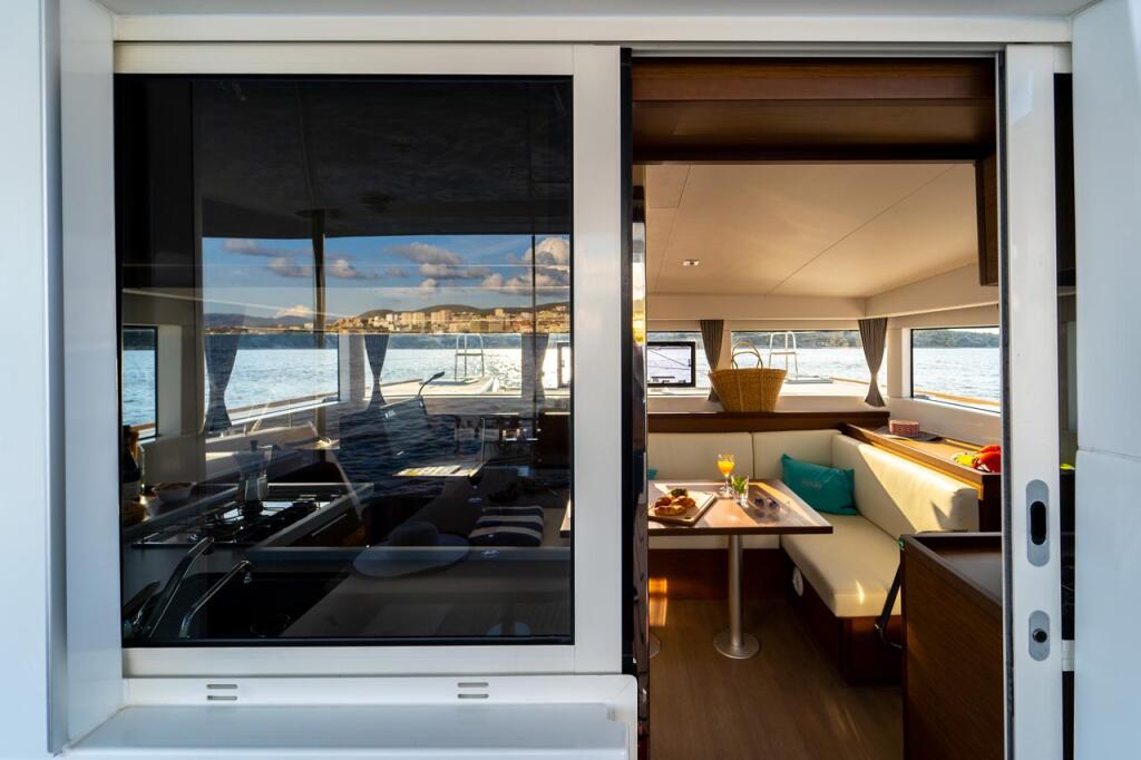 Catamaran 
