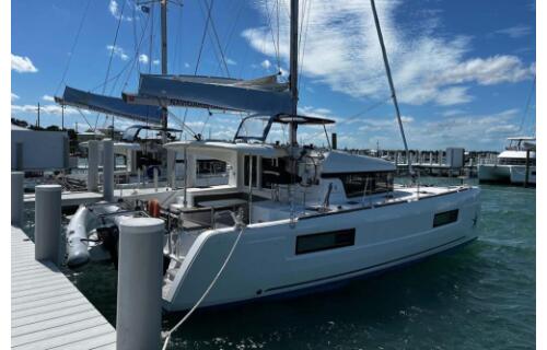 Catamaran 