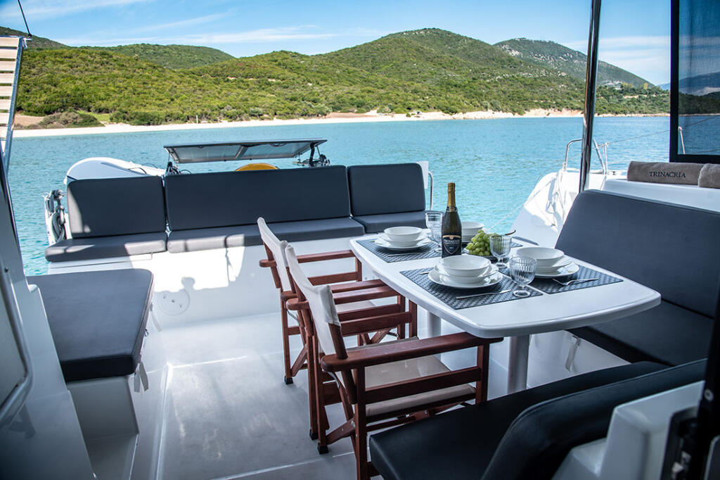 Catamaran 