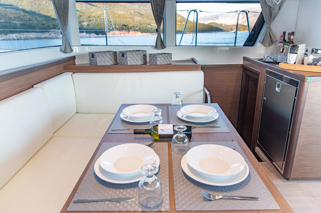 Catamaran 