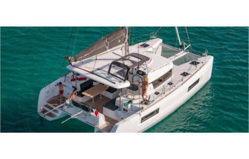 Catamaran 