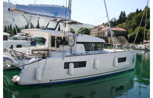 Catamaran 