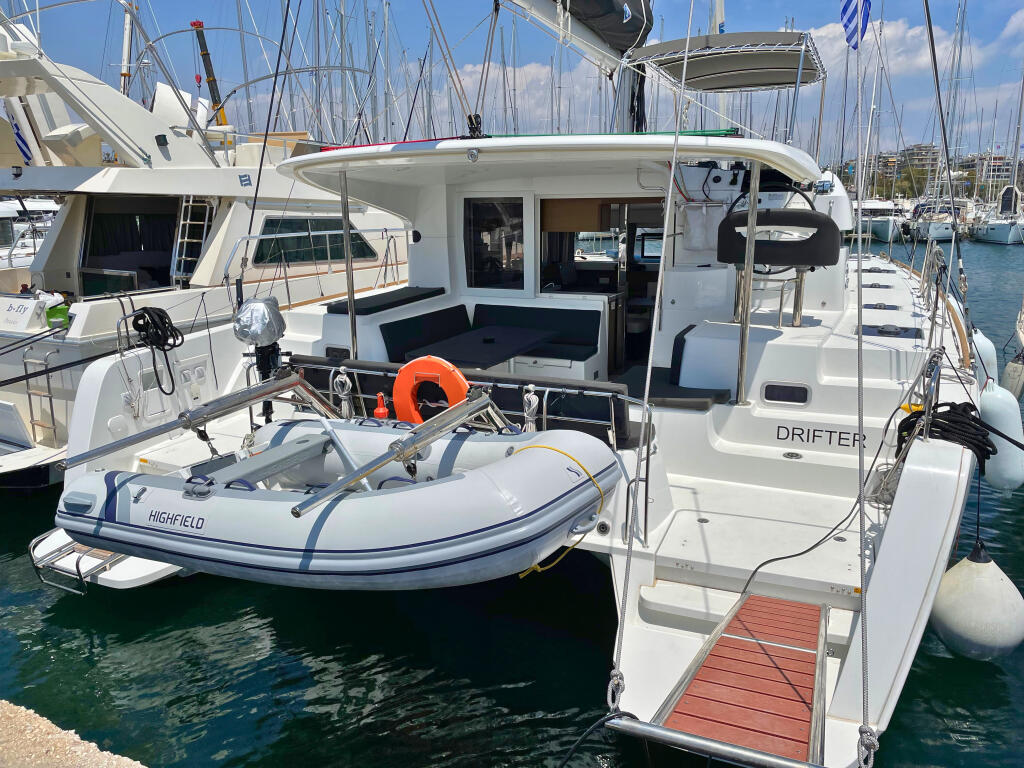 Catamaran 