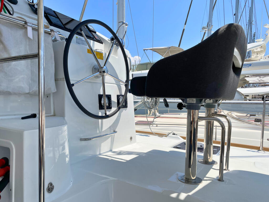 Catamaran 