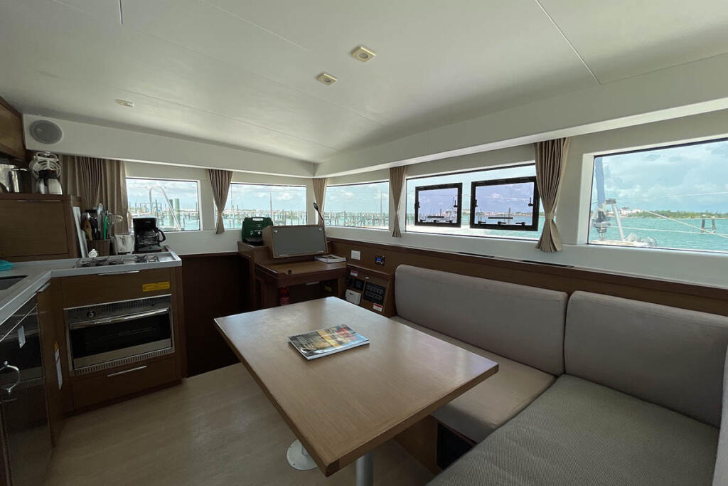 Catamaran 