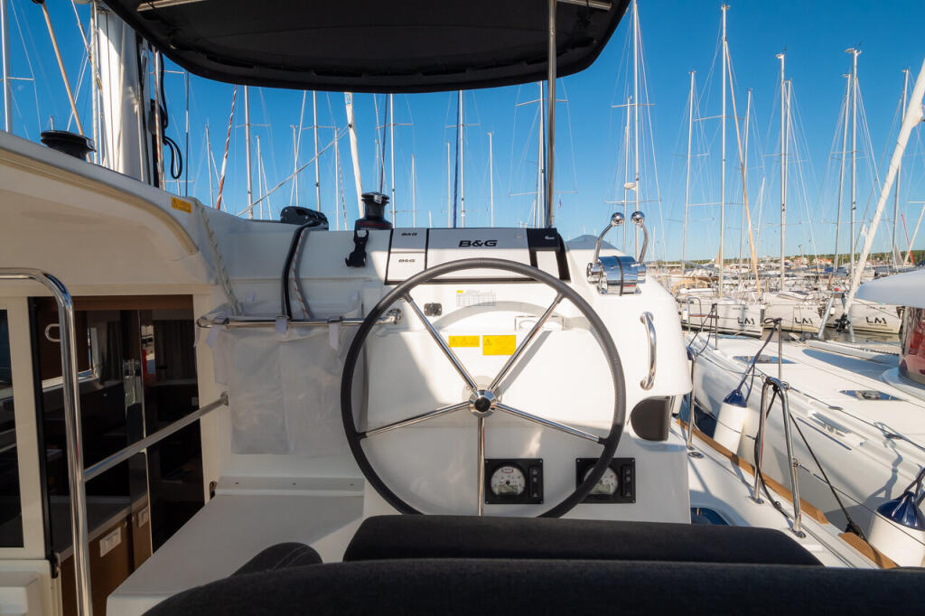 Catamaran 