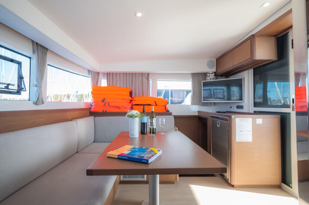 Catamaran 