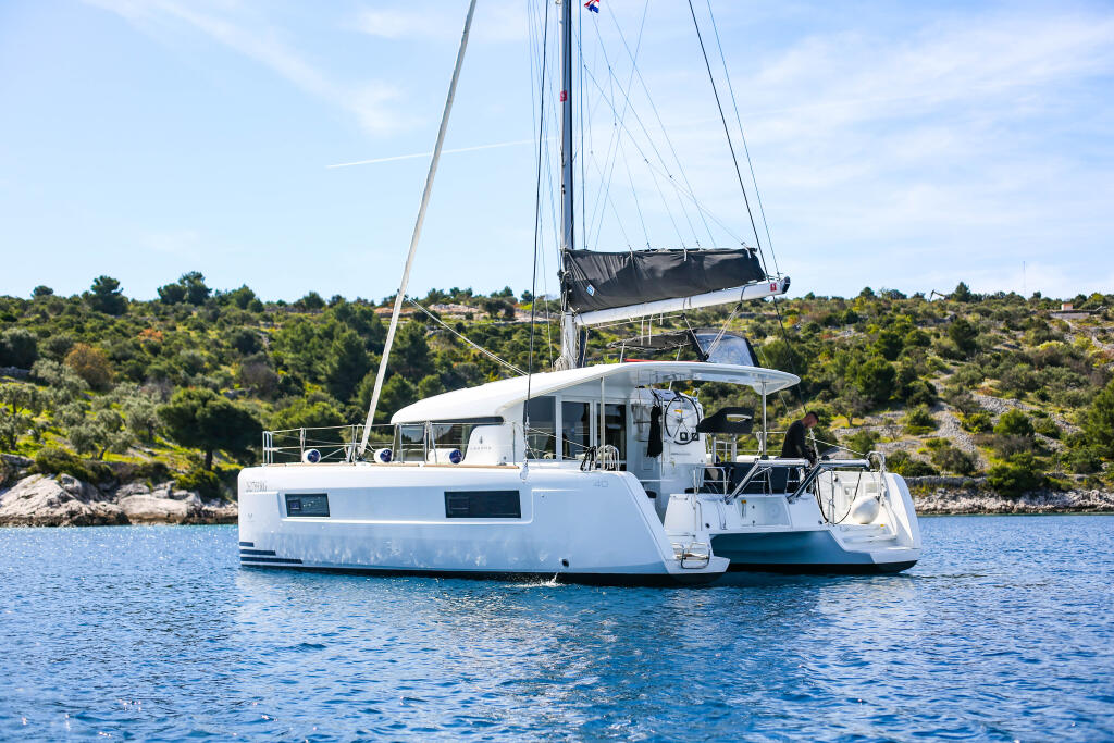Catamaran 