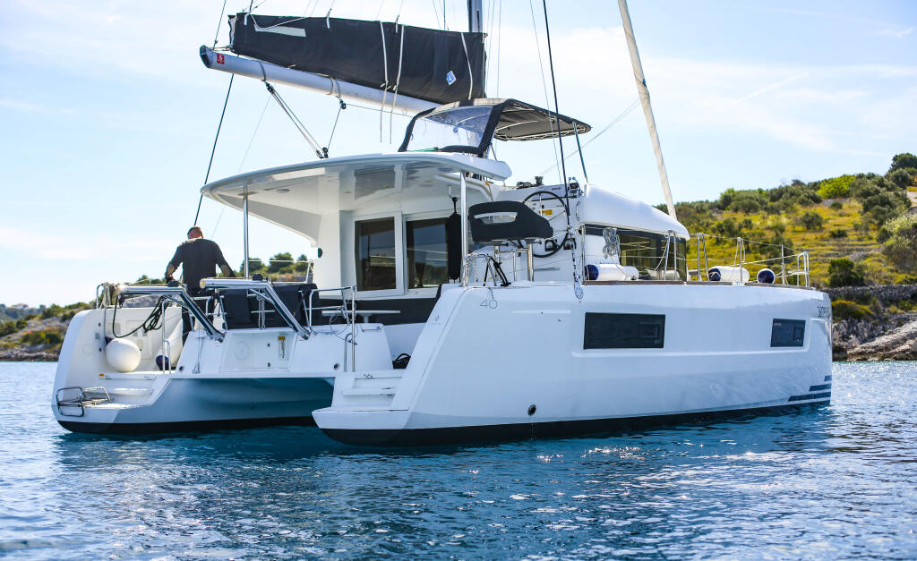 Catamaran 