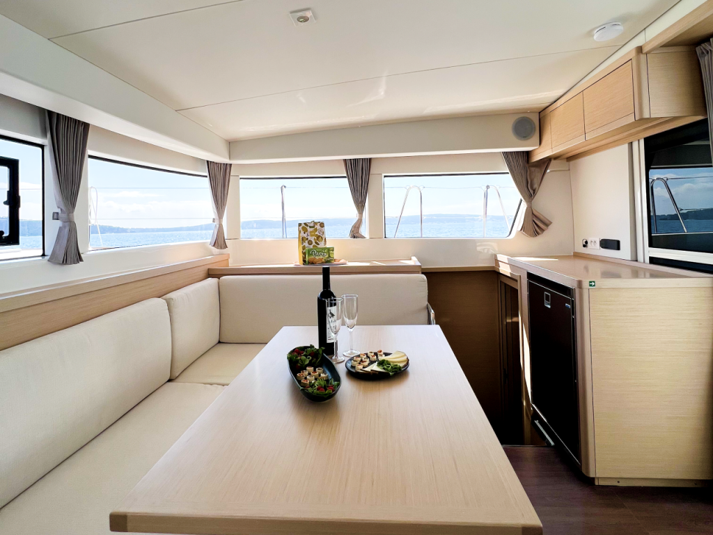 Catamaran 