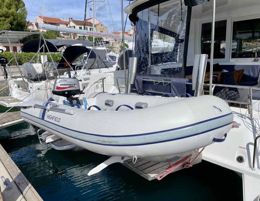 Catamaran 