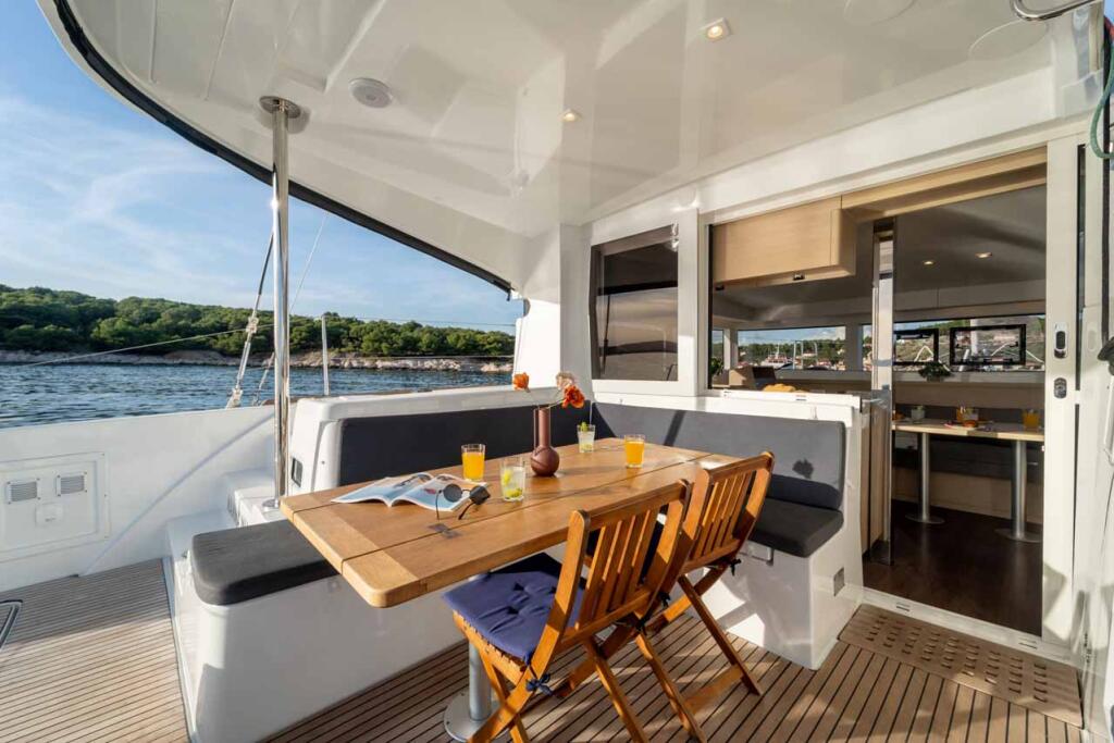 Catamaran 