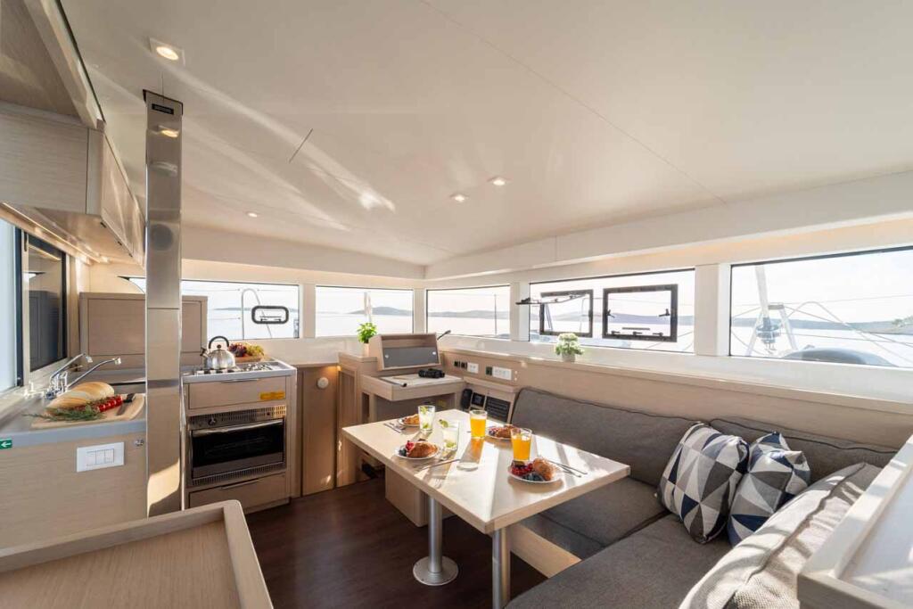 Catamaran 