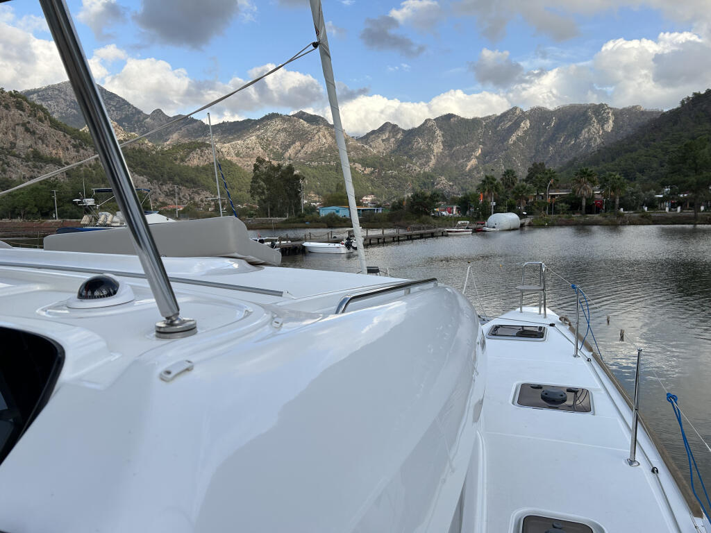 Catamaran 