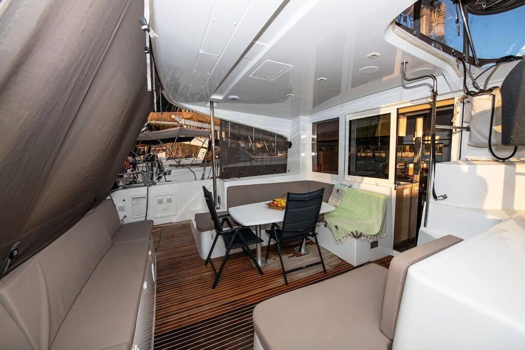 Catamaran 