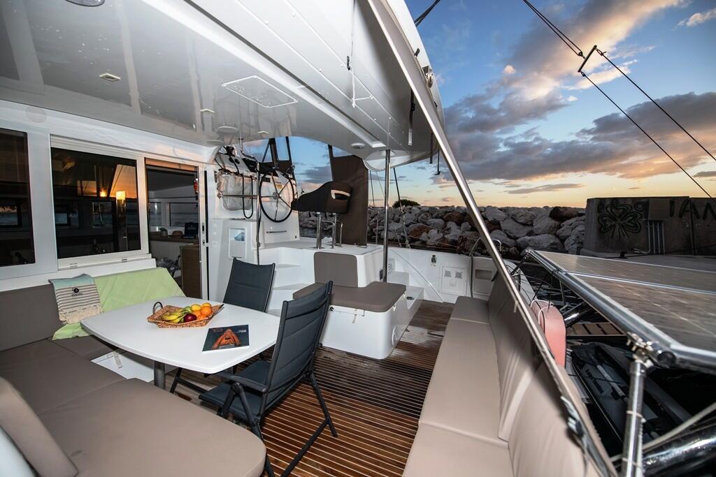 Catamaran 