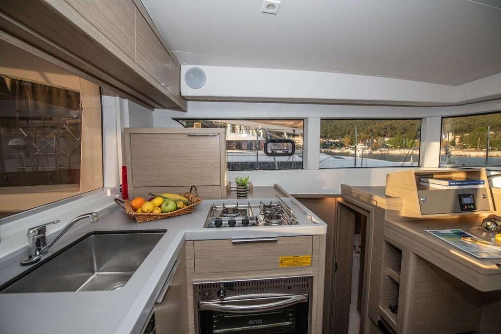 Catamaran 