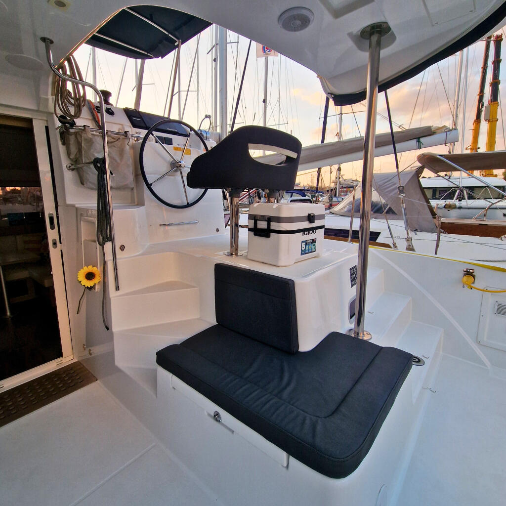 Catamaran 