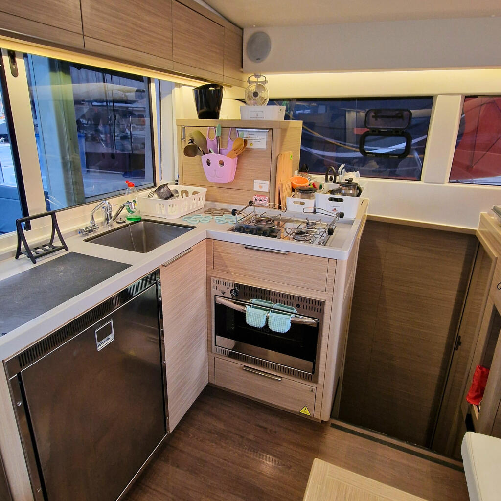 Catamaran 