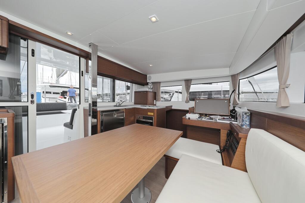 Catamaran 