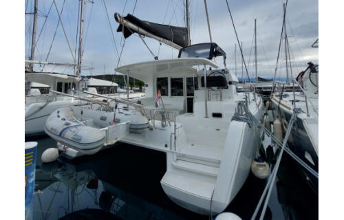 Catamaran 