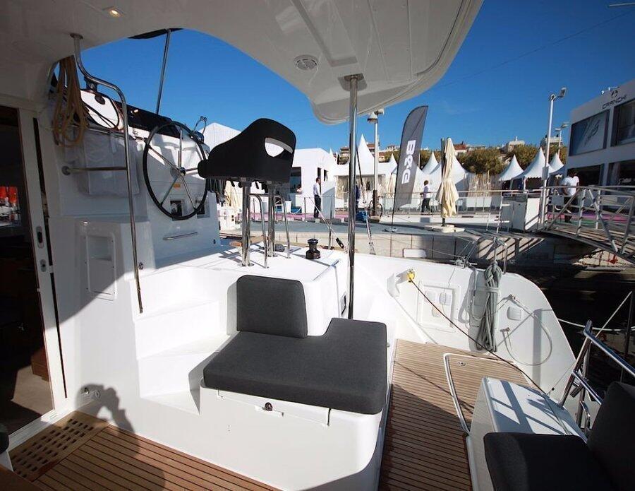 Catamaran 