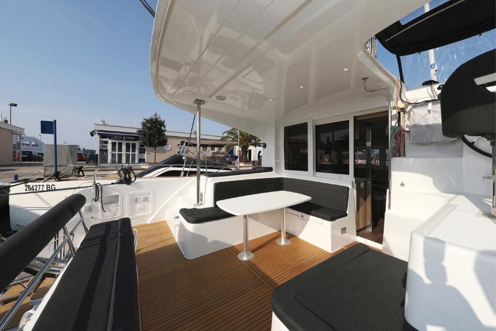 Catamaran 